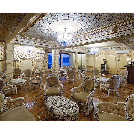 Chunda Palace Udaipur Exterior foto