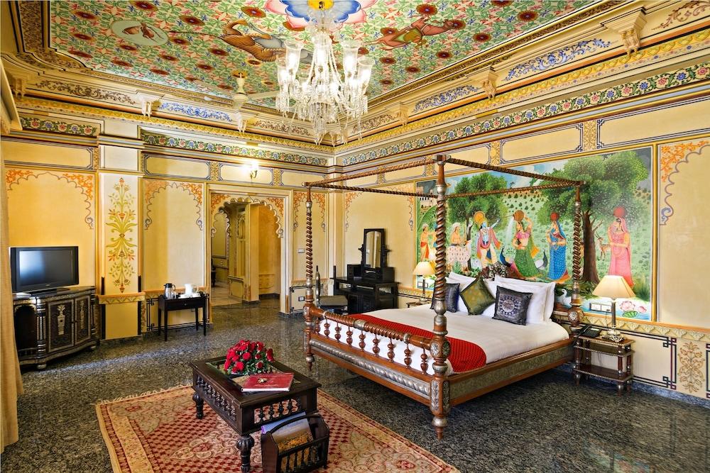 Chunda Palace Udaipur Exterior foto