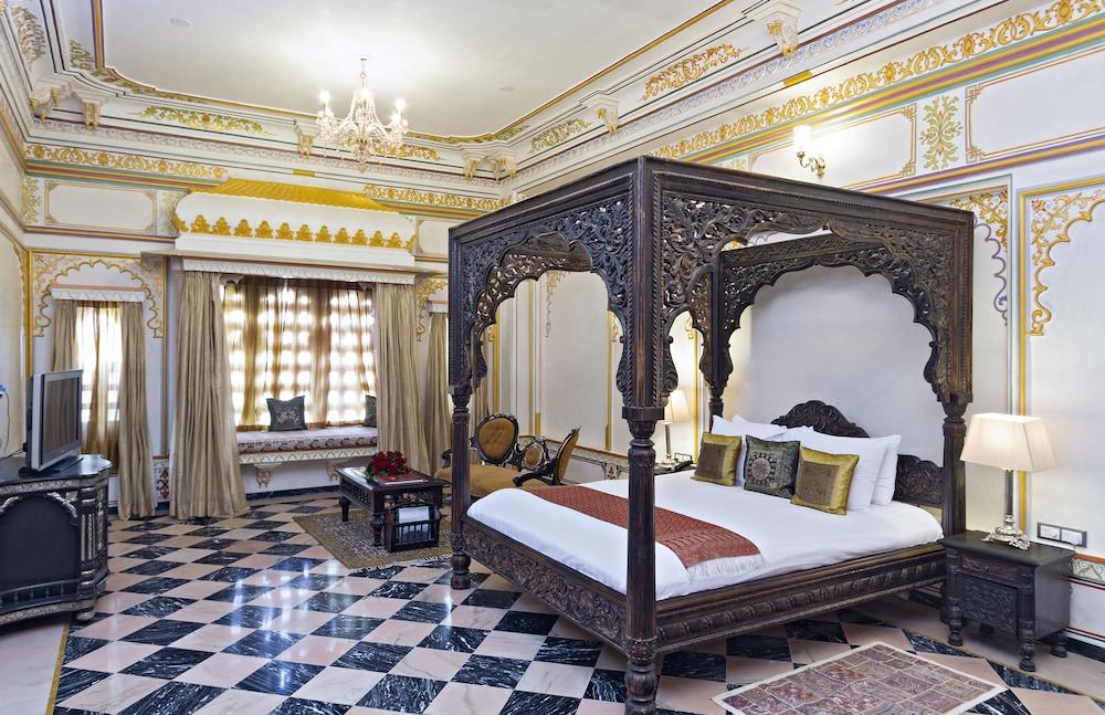 Chunda Palace Udaipur Exterior foto