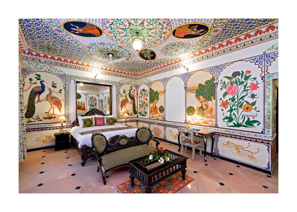 Chunda Palace Udaipur Exterior foto