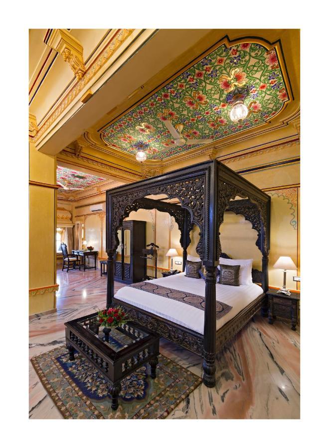 Chunda Palace Udaipur Exterior foto