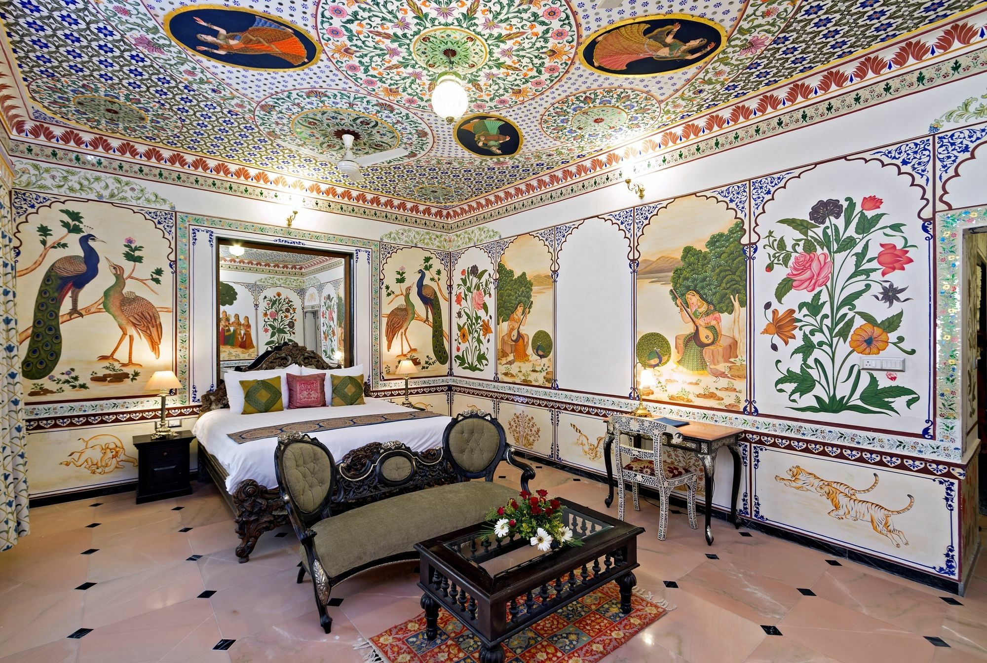 Chunda Palace Udaipur Exterior foto